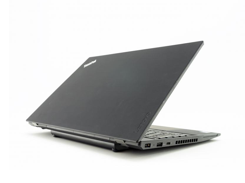 8 thinkpad t570.jpg